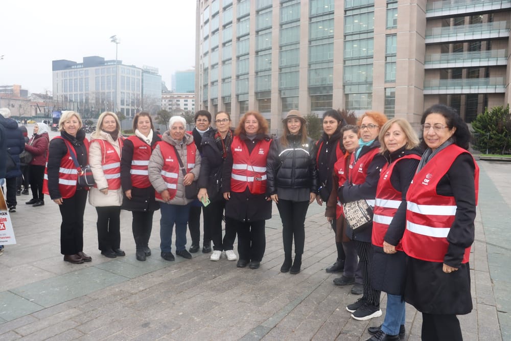Silivri CHP Kadın Kolları Kurfallı’da Saha Çalışması Yürüttü